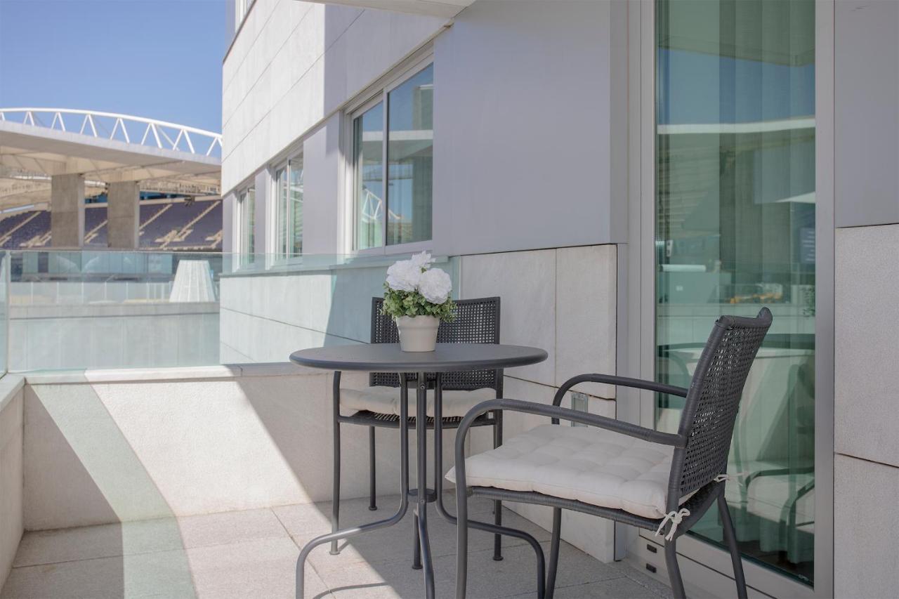 Liiiving In Porto - Balcony Dragao View Apartment ภายนอก รูปภาพ